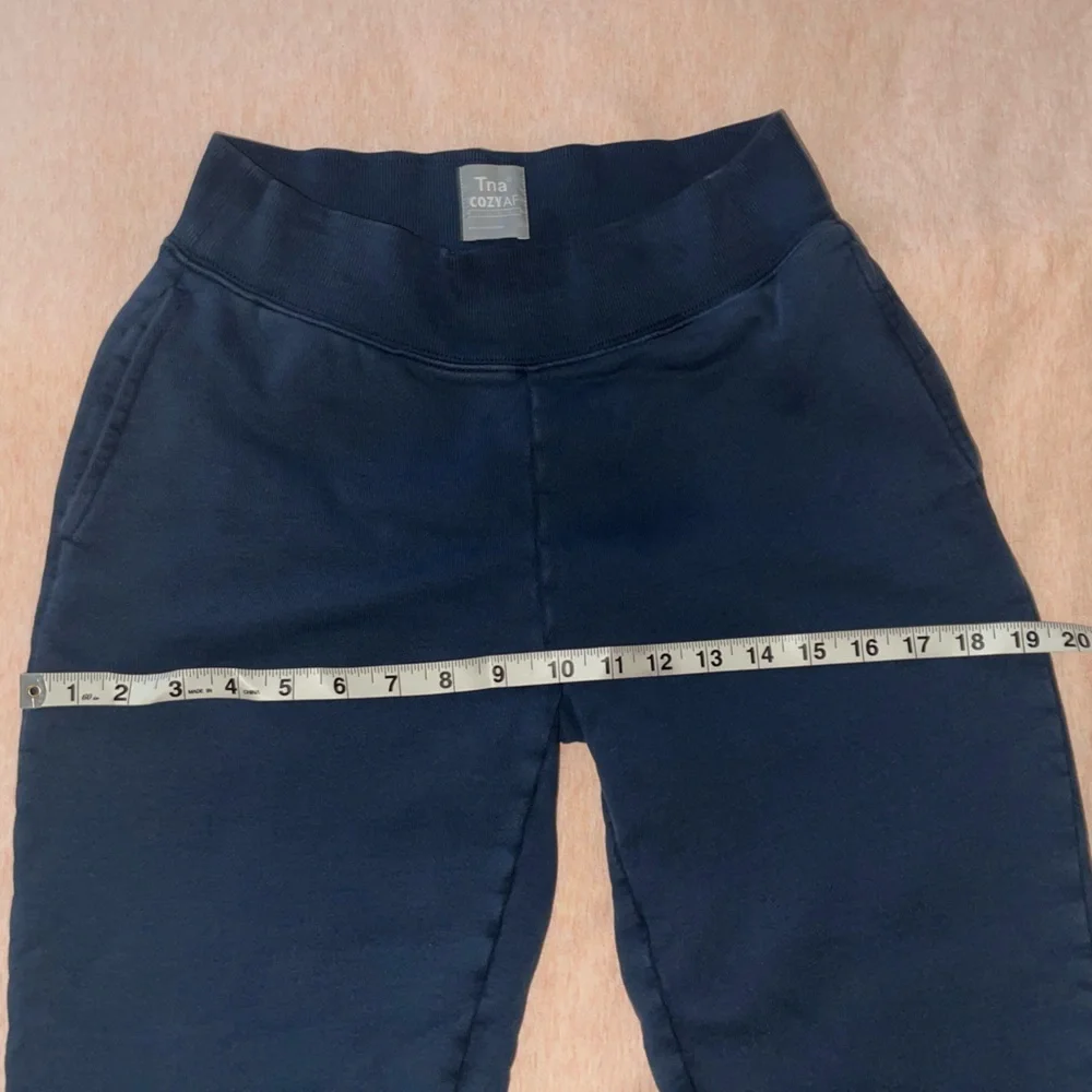 Aritzia Dark Blue zip sweater - Picture 9 of 16